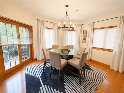 Dining - 3330 Oregon Trl, Olympia Fields, IL 60461 photo 1 of 2