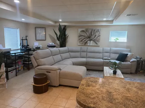 Living - 3330 Oregon Trl, Olympia Fields, IL 60461 photo 4 of 5