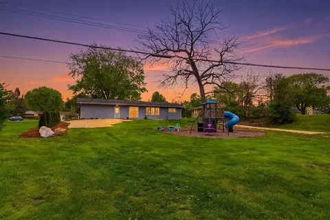 Exterior - 11 N980 Almora Ter, Elgin, IL 60124 photo 6 of 6