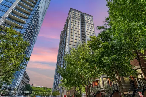 233 E 13th St #709, Chicago, IL 60605