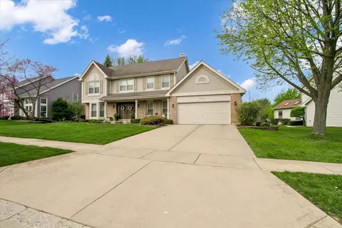 1450 Canter Ln, Bartlett, IL 60103