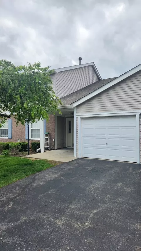 324 Mulberry Ct #C2, Bartlett, IL 60103