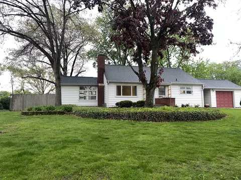 322 Freehauf St, Lemont, IL 60439