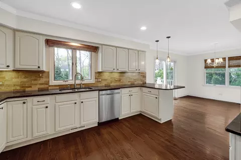 Kitchen - 613 Ford Ln, Bartlett, IL 60103 photo 3 of 3