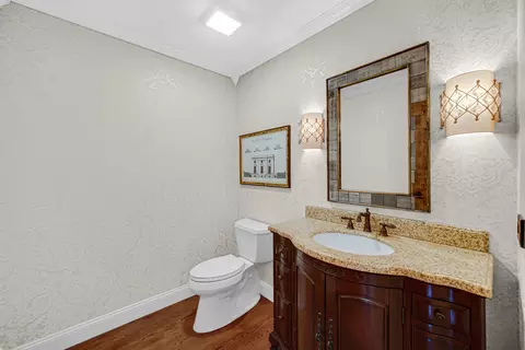Bath - 613 Ford Ln, Bartlett, IL 60103 photo 1 of 4