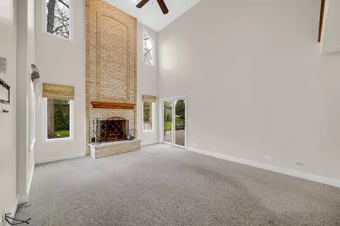 Living - 613 Ford Ln, Bartlett, IL 60103 photo 1 of 3