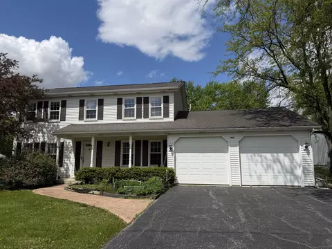 29 W026 103rd St, Naperville, IL 60564