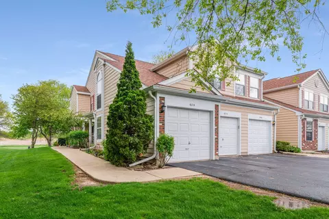 63 Tyler Ct #B, Streamwood, IL 60107