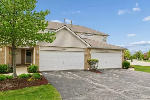 18293 Kirby Dr, Tinley Park, IL 60487
