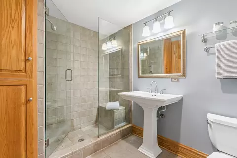 2152 Grey Ave, Evanston, IL 60201 photo 35