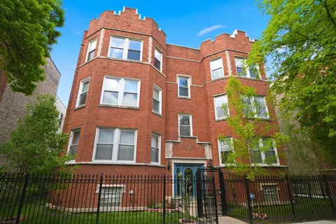 2720 N Sawyer Ave #3, Chicago, IL 60647