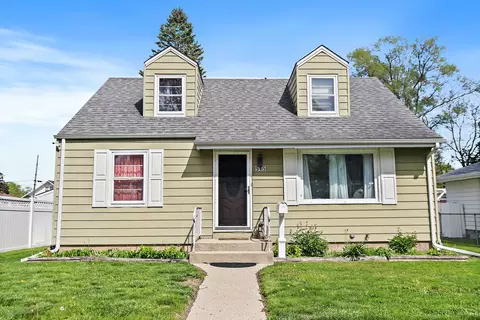 515 Illinois Ave, Elgin, IL 60120