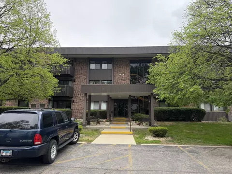1424 Woodbridge Rd #2A, Joliet, IL 60436