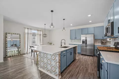 Kitchen - 3641 Eldorado Rd, Elgin, IL 60124 photo 1 of 2