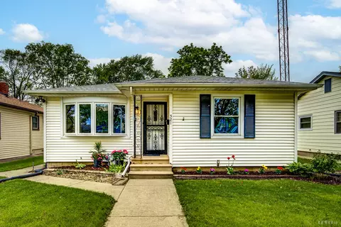 521 Cowles Ave, Joliet, IL 60435