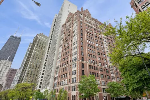 1120 N Lake Shore Dr #18AB, Chicago, IL 60611