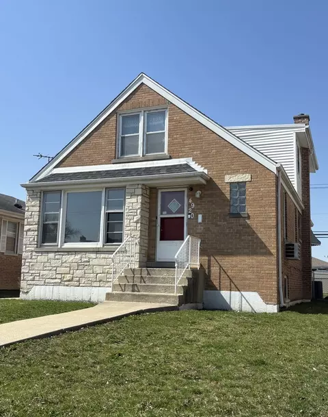 4920 N Nagle St, Chicago, IL 60630