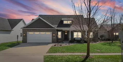 1609 Kassen Ave, Mahomet, IL 61853