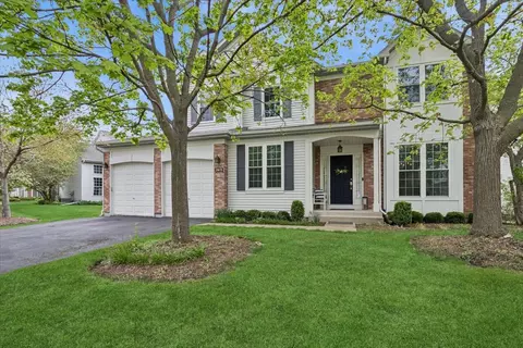 29675 N Environ Cir, Lake Bluff, IL 60044