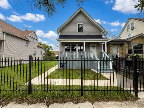 5415 W Rice St, Chicago, IL 60651