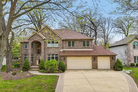 1105 Portsmouth Cir, Gurnee, IL 60031