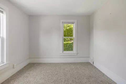 Bedroom - 209 E Griggs St, Mansfield, IL 61854 photo 6 of 6