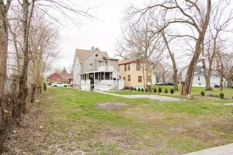 Exterior - 732 N Dearborn Ave, Kankakee, IL 60901 photo 5 of 8