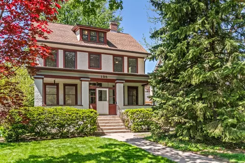 135 S Cuyler Ave, Oak Park, IL 60302
