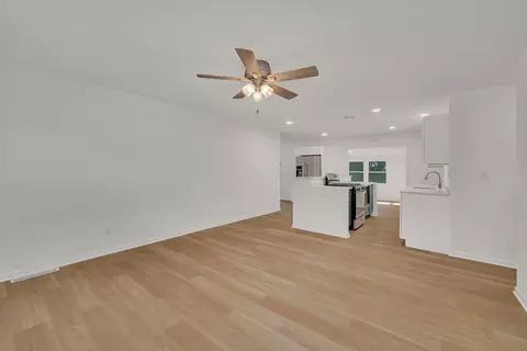 Living - 403 W James St, Dwight, IL 60420 photo 1 of 4