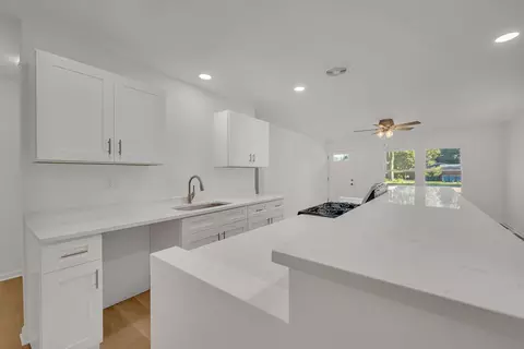 Kitchen - 403 W James St, Dwight, IL 60420 photo 4 of 5
