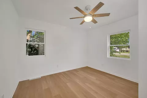 Bedroom - 403 W James St, Dwight, IL 60420 photo 4 of 4