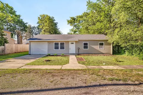 403 W James St, Dwight, IL 60420