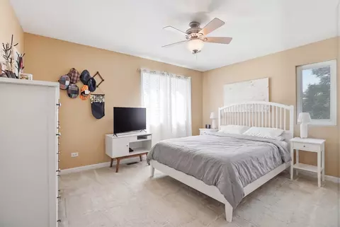 Bedroom - 1016 174th St, East Hazel Crest, IL 60429 photo 2 of 2