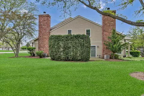 Exterior - 3053 Anton Dr, Aurora, IL 60504 photo 3 of 4