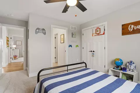 Bedroom - 2516 Piney Run, Bloomington, IL 61705 photo 5 of 9