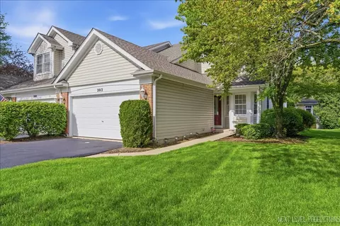 2012 Waverly Cir, Saint Charles, IL 60174