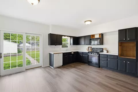 Kitchen - 1847 10th St, Moline, IL 61265 photo 1 of 3