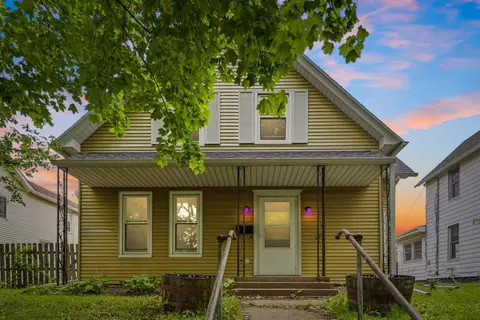 1847 10th St, Moline, IL 61265