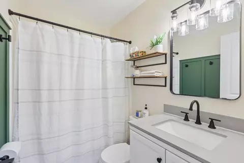 Bath - 1320 N Harrison St, Algonquin, IL 60102 photo 1 of 4