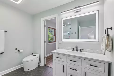 Bath - 1320 N Harrison St, Algonquin, IL 60102 photo 2 of 4