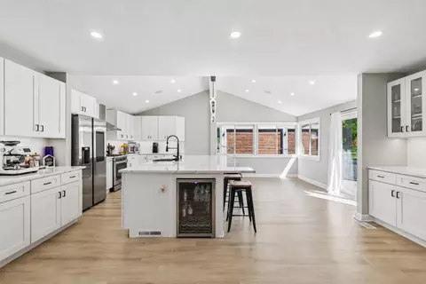 Kitchen - 1320 N Harrison St, Algonquin, IL 60102 photo 5 of 6