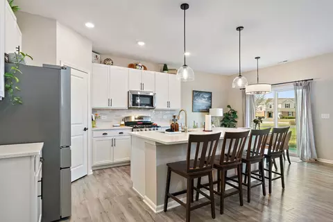 Kitchen - 1204 Draper Rd, Mchenry, IL 60050 photo 1 of 4