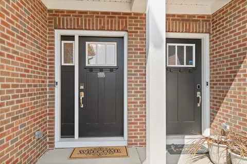 Entry Way - 1204 Draper Rd, Mchenry, IL 60050 photo 1 of 3