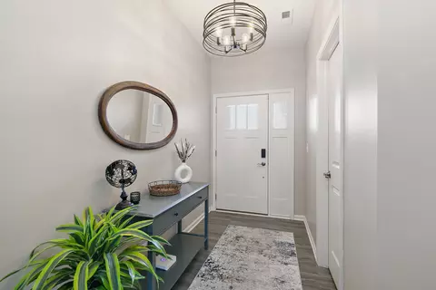 Entry Way - 1204 Draper Rd, Mchenry, IL 60050 photo 2 of 3