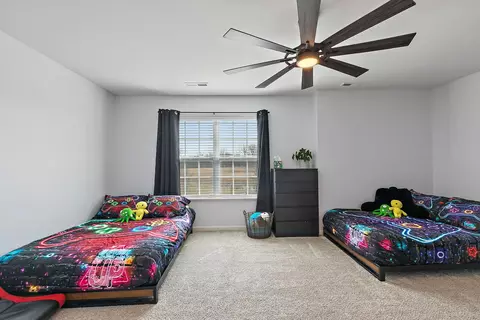 Bedroom - 1204 Draper Rd, Mchenry, IL 60050 photo 3 of 5