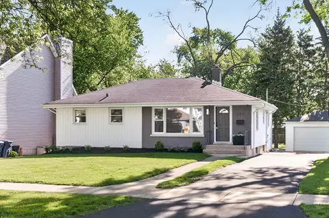 241 S Riverside Dr, Villa Park, IL 60181