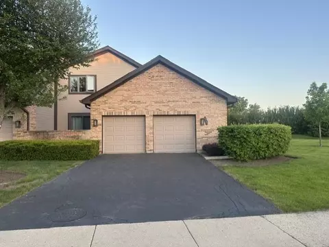1767 Pebble Beach Dr, Hoffman Estates, IL 60169