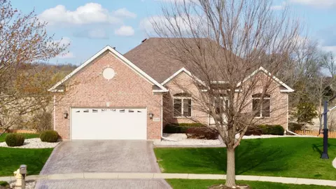 1118 Beachwood Ct, Antioch, IL 60002