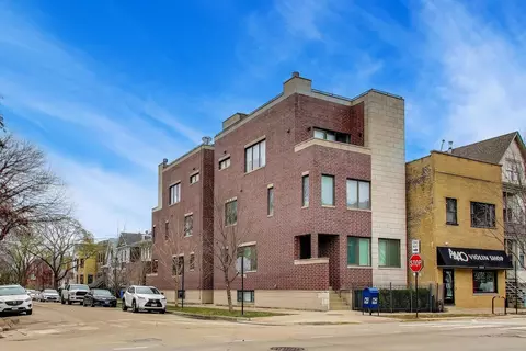 3407 N Bell Ave #B, Chicago, IL 60618