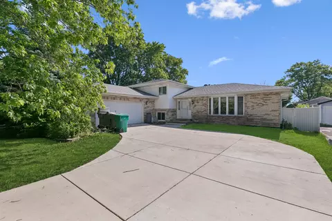 16803 92nd Ave, Orland Hills, IL 60487